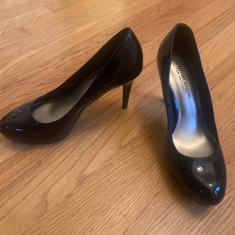 black pumps